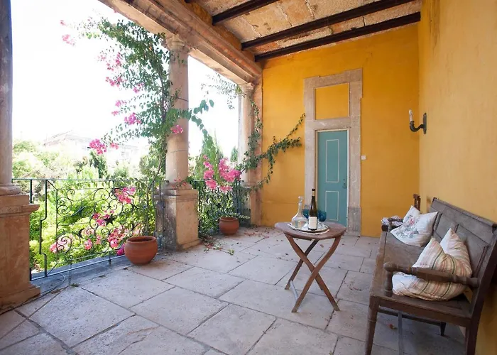 Central Family Palace