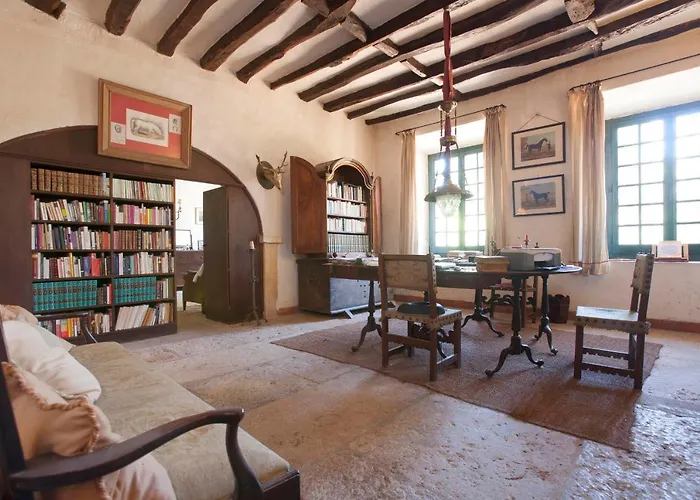 Central Family Palace * Tomar